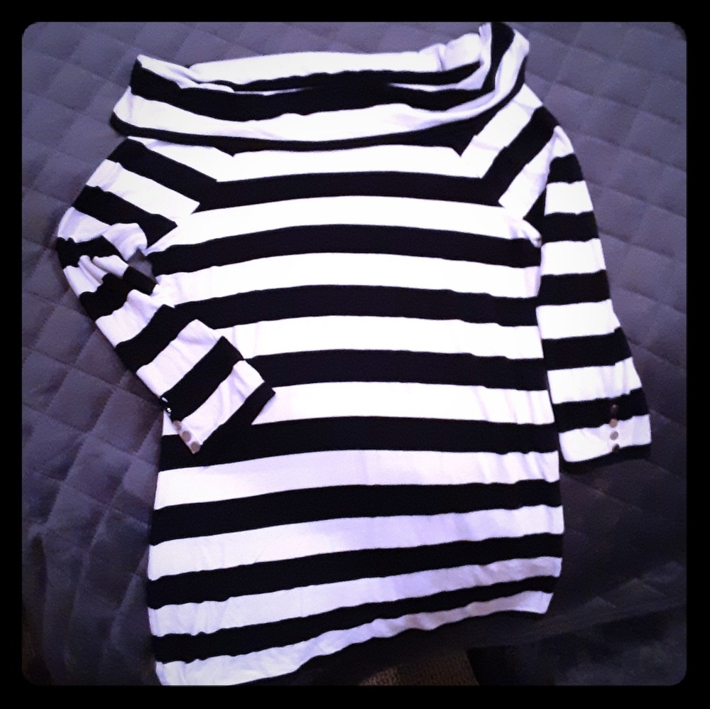 White House/Black Market blouse